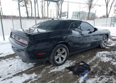 2019 Dodge Challenger Sxt z USA, uszkodzony, nr VIN 2C3CDZAG0KH525290